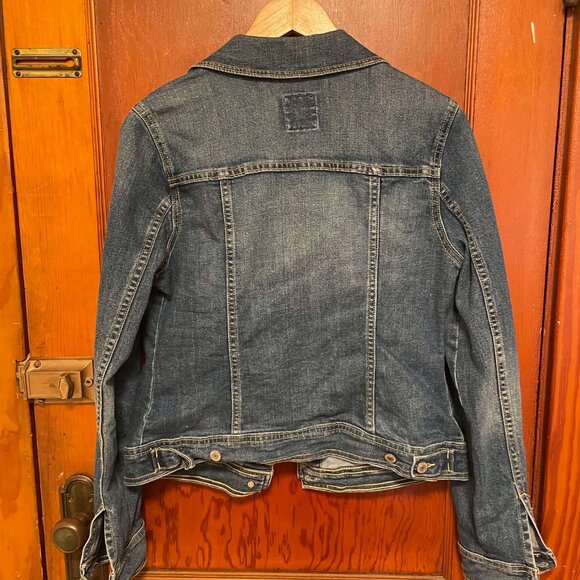 Old Navy | Classic Blue Jean Jacket - Picture 4 of 4